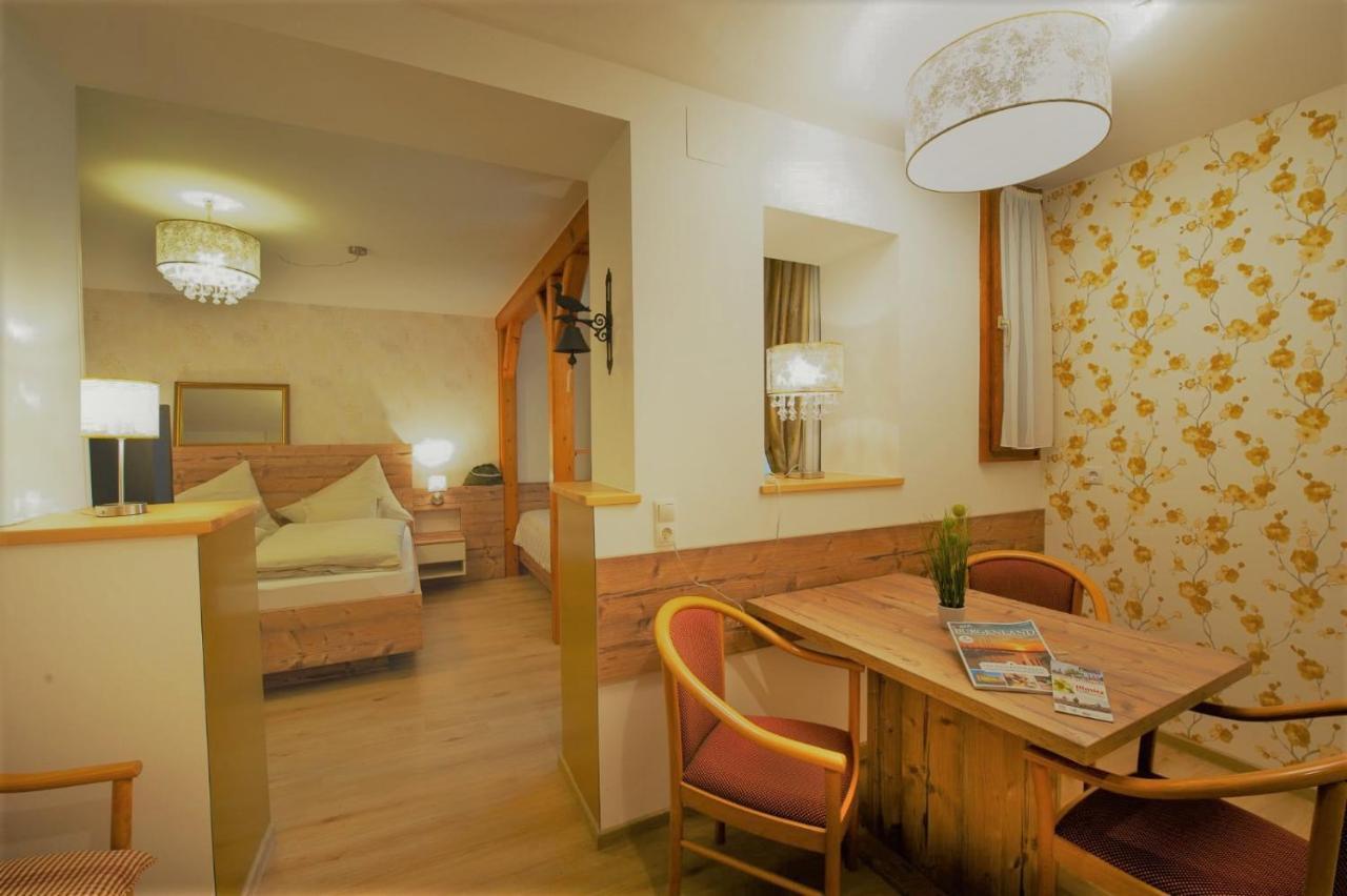 Arkadenhof Zur Puszta Graf Hotel Illmitz Exterior photo